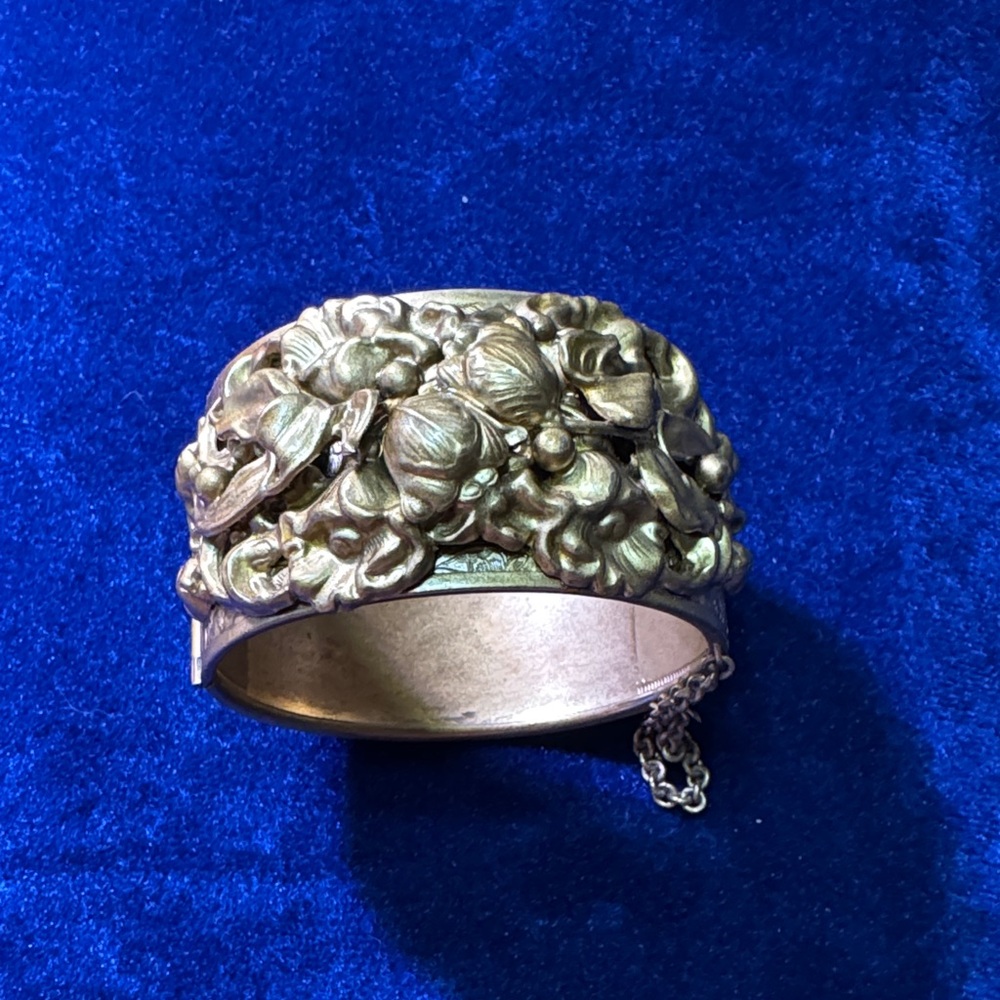 Vintage Floral Metal Cuff Bracelet